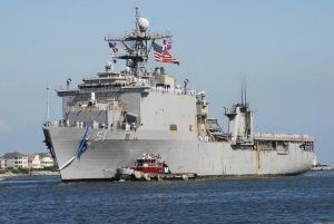 Десантный корабль США вошел в Черное море - «Политика»