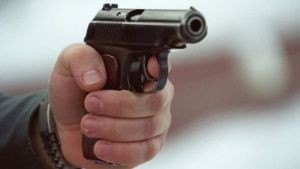 Крымчанин хотел покончить с собой с помощью полиции - «Происшествия»