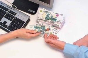 Крымским бизнесменам помогают влезть в долги - «Экономика»