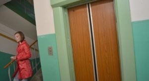 В Крыму таксист спас женщину из застрявшего лифта - «Происшествия»