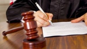 В Крыму осудят экс-начальницу судебных приставов - «Происшествия»