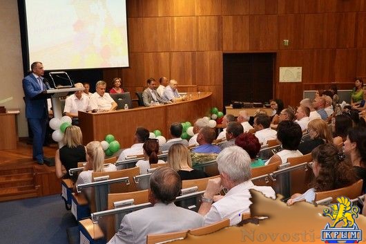 Крым сегодня, без преувеличения, является строительной площадкой, - Владимир Константинов - «Политика»
