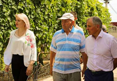 А вот с ремонтом крыши не справились. Надо помочь - «Новости Крыма»