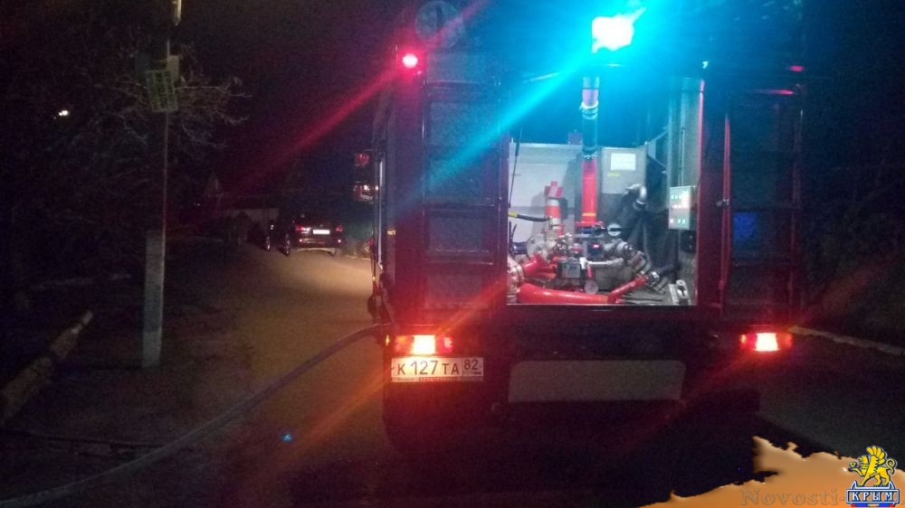 Крымские огнеборцы ликвидировали возгорание жилого дома в Бахчисарайском районе - «Происшествия»