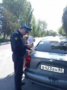 Судебные приставы провели на улицах Феодосии совместный рейд с ОГИБДД - «Новости Судебных Приставов»