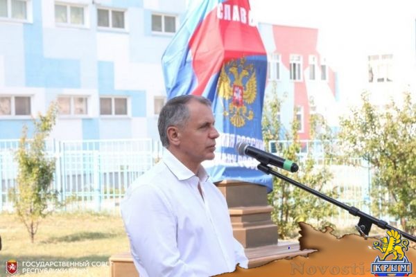 Открытие памятника Герою России Алиме Абденановой - «Политика»