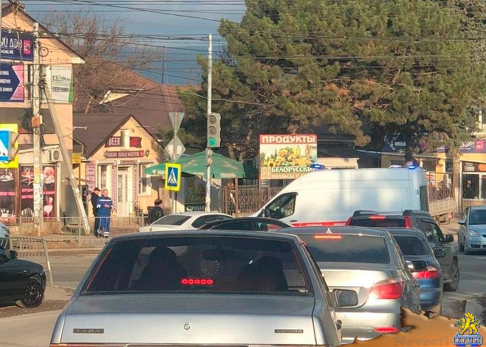 Под Симферополем легковушка врезалась в «скорую» - «Происшествия»