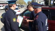 Судебные приставы и сотрудники ГИБДД Республики Крым провели совместный рейд - «Новости Судебных Приставов»