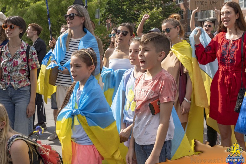 Миллионы украинцев заполонили Польшу - «Общество Крыма»