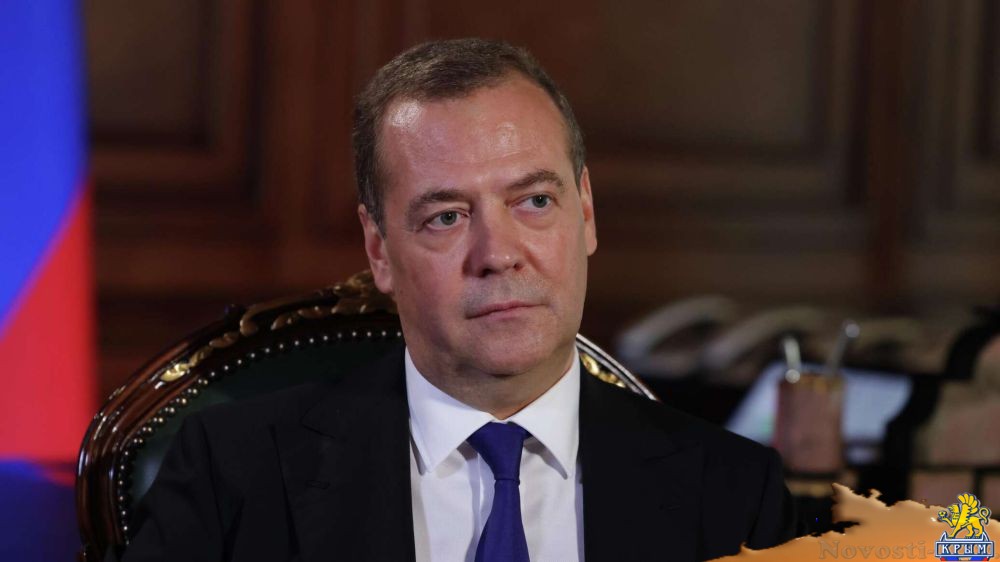 "Новая Отечественная война": Медведев дал определение СВО - «Политика»