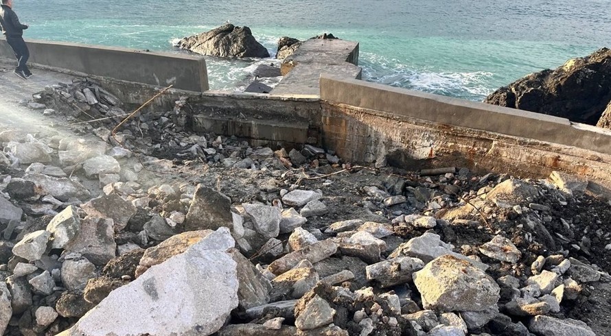 Ноябрьский шторм в Крыму повредил более 90 берегоукрепительных сооружений - «Политика Крыма»