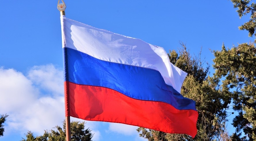 Флаг России будут вывешивать в детсадах, колледжах и вузах - «Туризм Крыма»