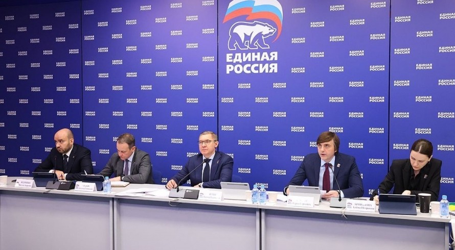 ЕР продолжит контролировать капремонт и строительство образовательных учреждений - «Политика Крыма»