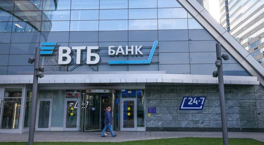 Число клиентов ВТБ в Крыму увеличилось в три раза - «Спорт Крыма»