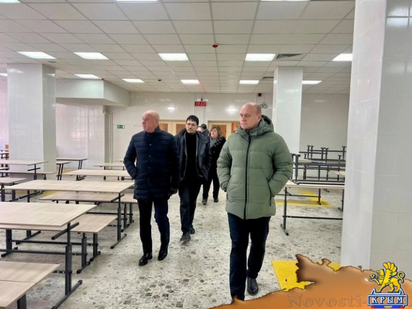 Валерий Коваленко посетил социальные объекты в Евпатории, находящиеся в стадии строительства и реконструкции - «Новости Государственного Совета Крыма»