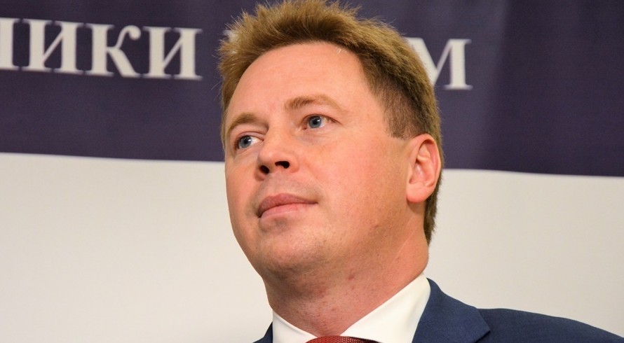 Экс-губернатор Севастополя Овсянников отправлен в британскую тюрьму - «Политика Крыма»