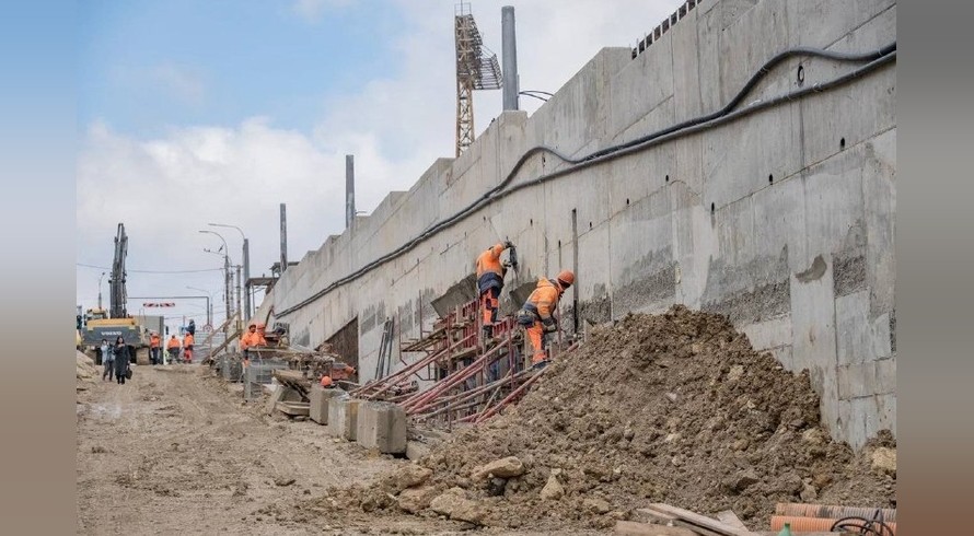 В Севастополе вышли на финишную стадию капремонта подпорных стен на улице Адмирала Октябрьского - «Политика Крыма»