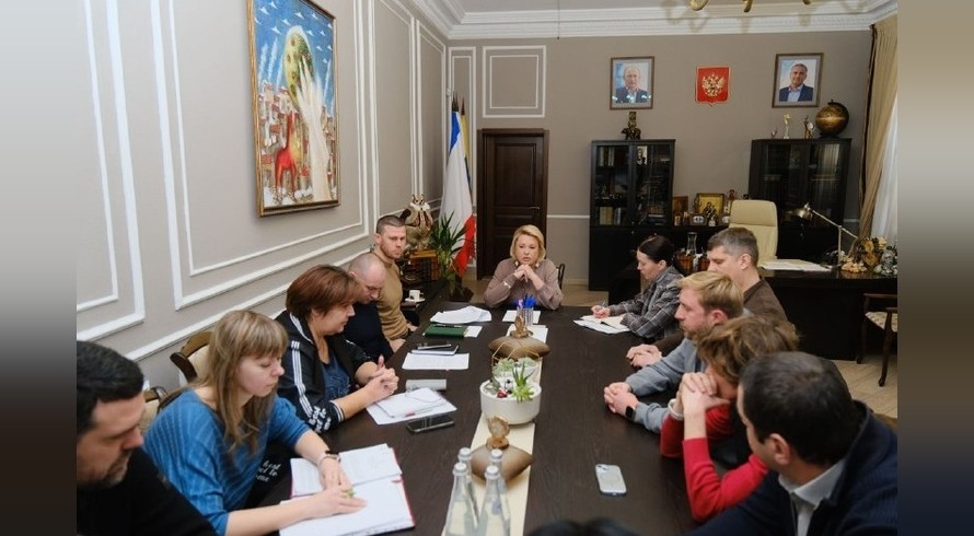 Центр и набережная Ялты переходят на новый формат уборки территории - «Политика Крыма»