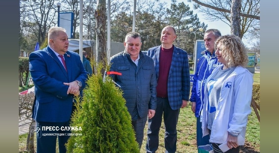 В Евпатории заложили аллею дружбы - «Культура Крыма»