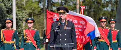 Олег Понарьин принял участие в торжественной церемонии возложения венков к памятнику воинам-дорожникам в Подмосковье - «Новости ГИБДД»